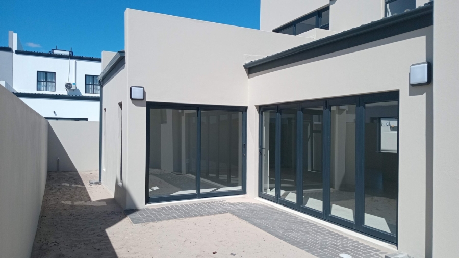 4 Bedroom Property for Sale in Sandown Western Cape